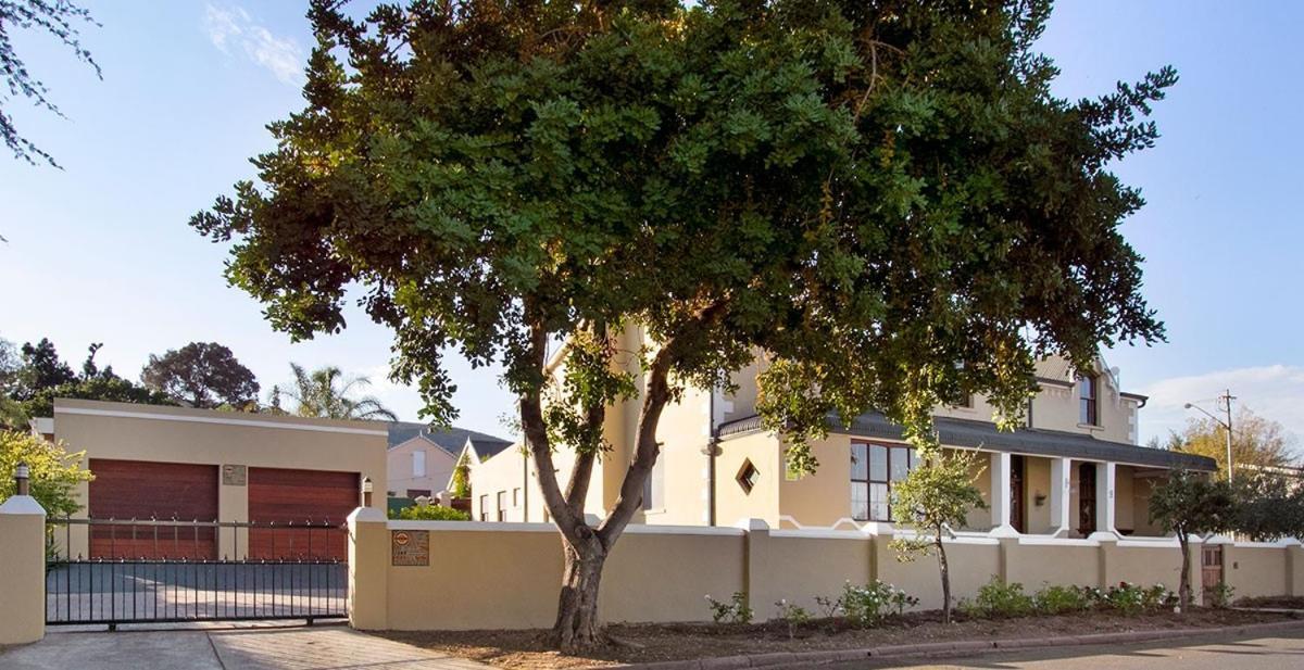 J'S Audacious Living Montagu Self Catering Leilighet Eksteriør bilde