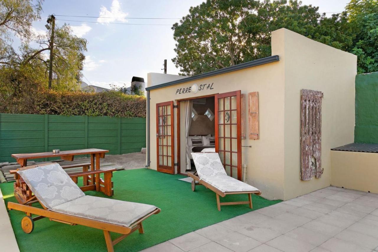 J'S Audacious Living Montagu Self Catering Leilighet Eksteriør bilde